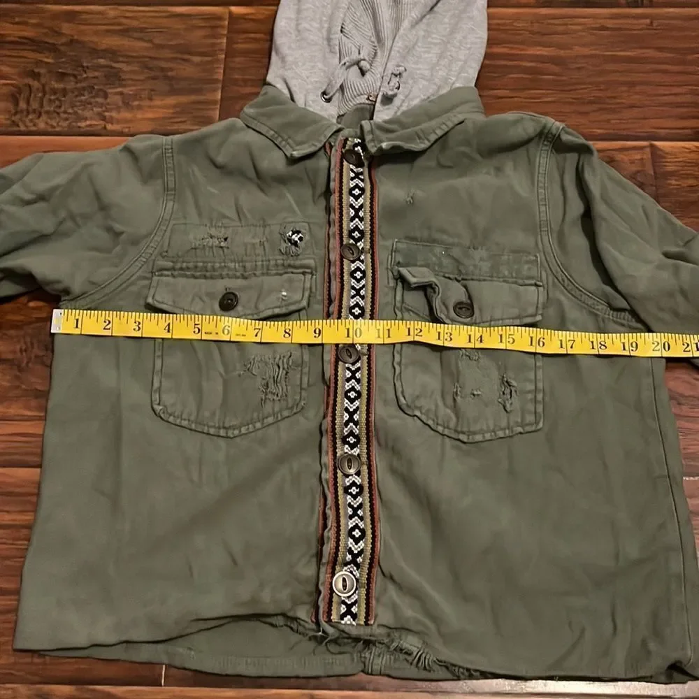 Free People Distressed Green Embroidered Detailing Boho Gray Hoodie Crop Jacket - Picture 9 of 12